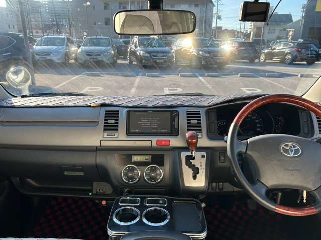 トヨタ レジアスエースバン ３．０ スーパーＧＬ ロングボディ ディーゼルターボ ４ＷＤ H23年 () 99