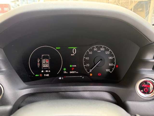 ホンダ ヴェゼル １．５ Ｅ：ＨＥＶ Ｚ R3年 (近畿) 99