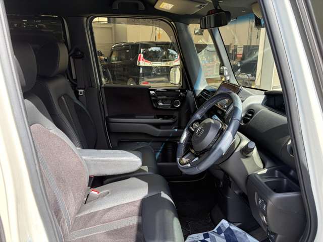 ホンダ Ｎ　ＢＯＸ カスタム ６６０ Ｌ ターボ R2年 (近畿) 99