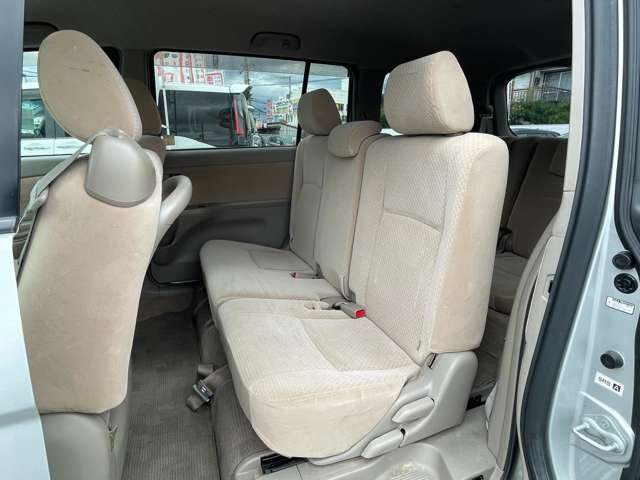 トヨタ アイシス ２．０ Ｌ H19年 (近畿) 99