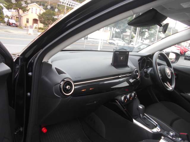 マツダ ＭＡＺＤＡ２ １．５ １５ＢＤ R6年 (関東) 99