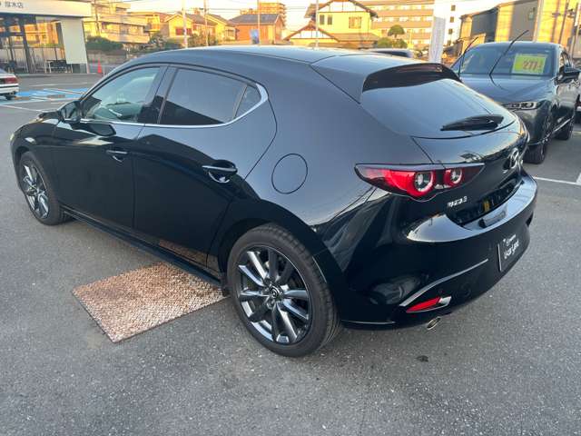 マツダ ＭＡＺＤＡ３　ファストバック ２．０ ２０Ｓ ツーリング R7年 (関東) 99