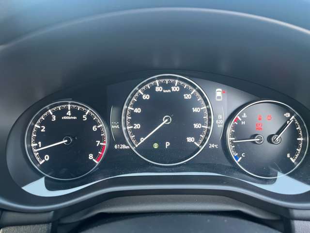 マツダ ＭＡＺＤＡ３　ファストバック ２．０ ２０Ｓ ツーリング R7年 (関東) 99