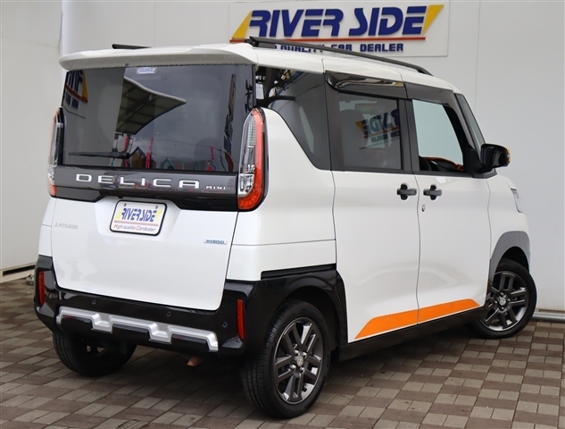 三菱 デリカ　ミニ ６６０ Ｔ プレミアム ４ＷＤ R5年 () 99