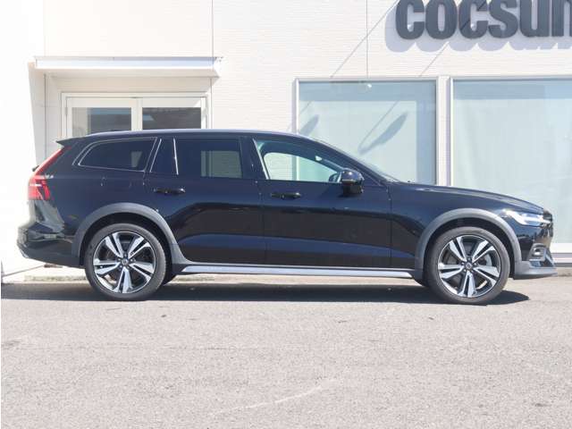 ボルボ クロスカントリー Ｔ５ ＡＷＤ プロ ４ＷＤ R1年 (東海) 99