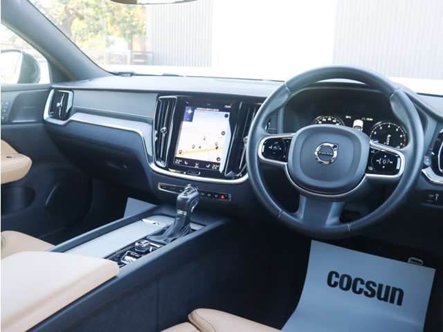 ボルボ クロスカントリー Ｔ５ ＡＷＤ プロ ４ＷＤ R1年 (東海) 99