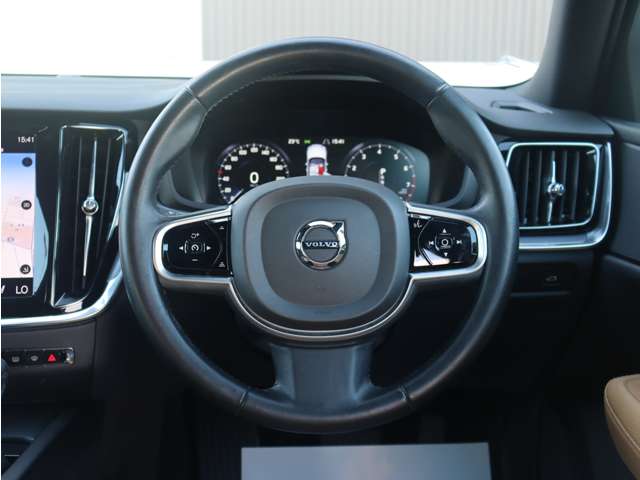 ボルボ クロスカントリー Ｔ５ ＡＷＤ ４ＷＤ R2年 (東海) 99