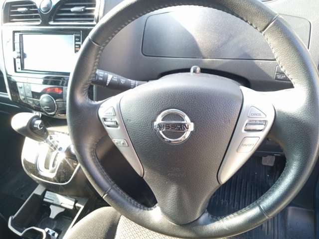 日産 セレナ ２．０ ハイウェイスター Ｖセレクション＋ＳＡＦＥＴＹＩＩ Ｓ－ＨＹＢＲＩＤ H27年 (関東) 99