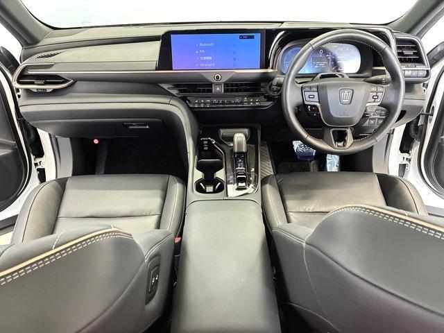トヨタ クラウン　スポーツ　ハイブリッド ２．５ Ｚ Ｅ－ＦＯＵＲ ４ＷＤ R5年 (中国) 99