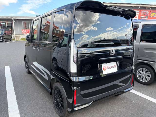 ホンダ Ｎ　ＢＯＸ カスタム ６６０ ブラック スタイル R8年 () 99