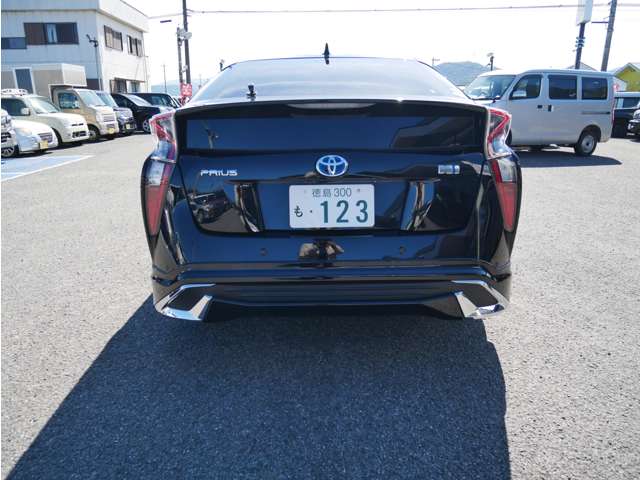 トヨタ プリウス １．８ Ａ ツーリングセレクション H28年 (四国) 99