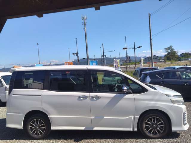 トヨタ ヴォクシー ２．０ ＺＳ 煌 ４ＷＤ H28年 (東北) 99