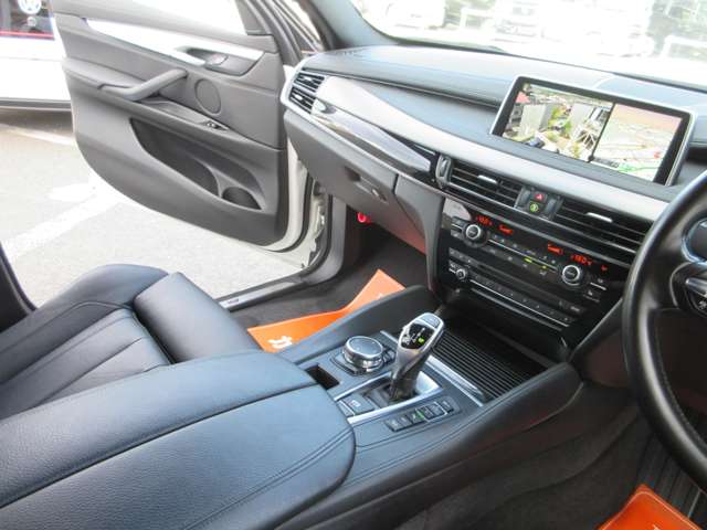 ＢＭＷ Ｘ６ Ｘドライブ ３５Ｉ Ｍスポーツ ４ＷＤ H27年 (近畿) 99