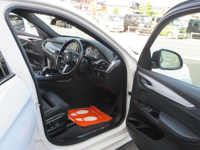ＢＭＷ Ｘ６ Ｘドライブ ３５Ｉ Ｍスポーツ ４ＷＤ H27年 (近畿) 99