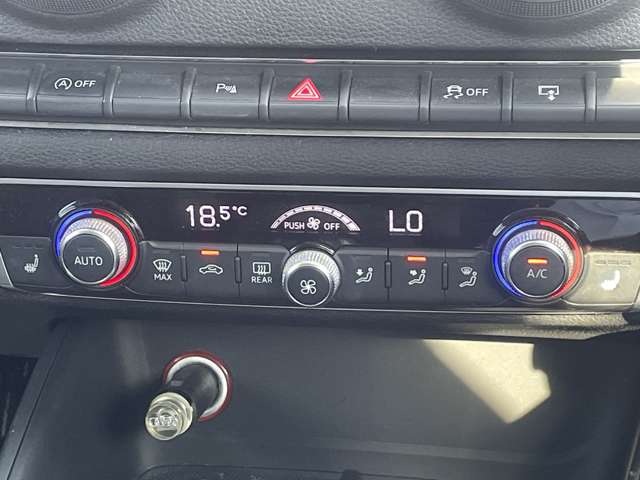 アウディ Ａ３　スポーツバック １．４　ＴＦＳＩ H26年 () 99