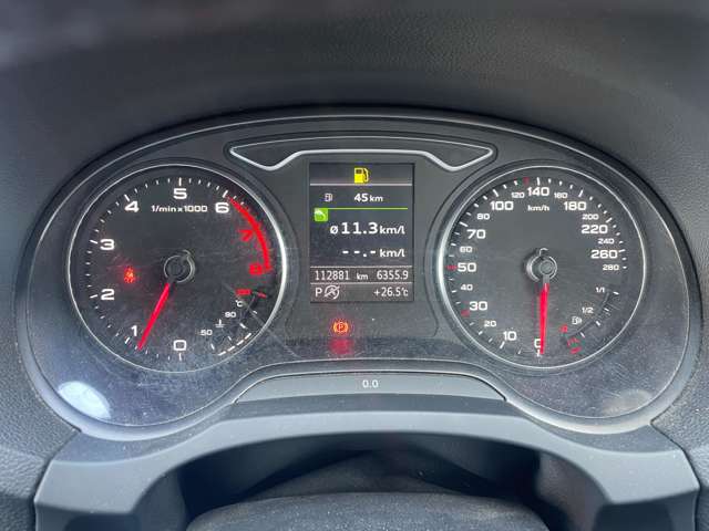 アウディ Ａ３　スポーツバック １．４　ＴＦＳＩ H26年 () 99