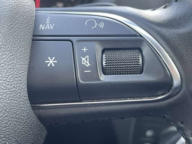 アウディ Ａ３　スポーツバック １．４　ＴＦＳＩ H26年 () 99
