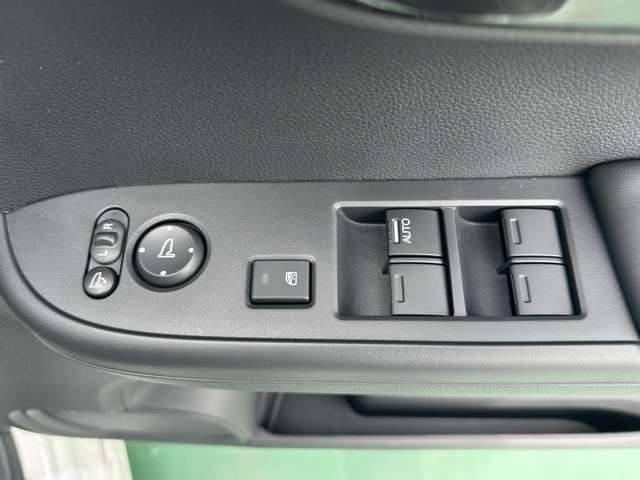 ホンダ Ｎ−ＷＧＮ カスタム ６６０ Ｌ ターボ ブラックスタイル R8年 () 99