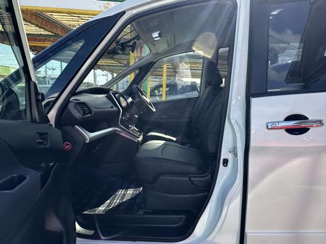日産 セレナ ２．０ ハイウェイスター Ｖ R4年 () 99