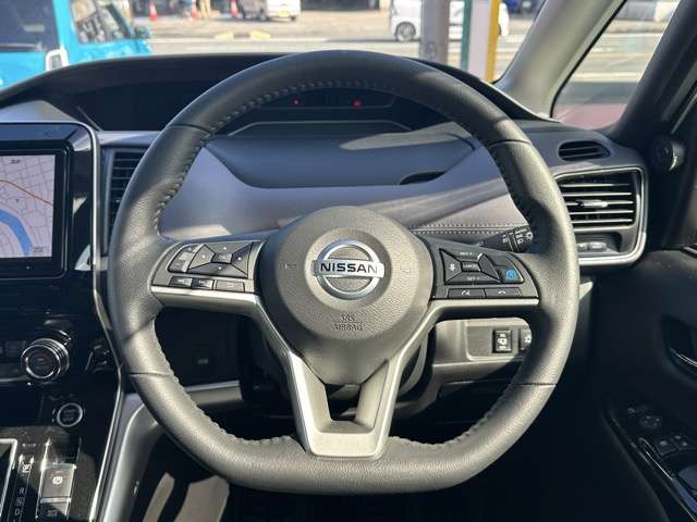 日産 セレナ ２．０ ハイウェイスター Ｖ R4年 () 99