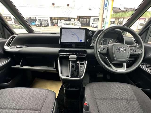 トヨタ ノア ２．０ Ｓ－Ｇ R6年 () 99