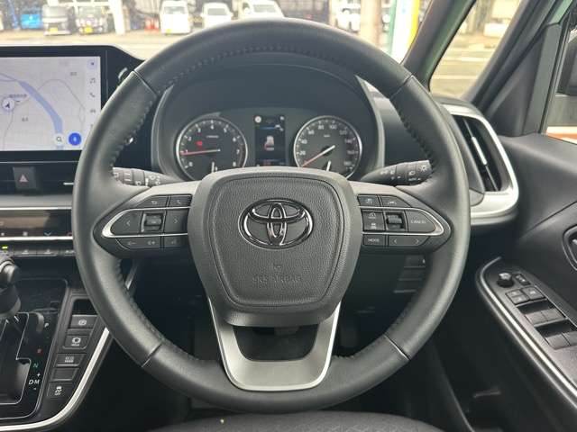 トヨタ ノア ２．０ Ｓ－Ｇ R6年 () 99