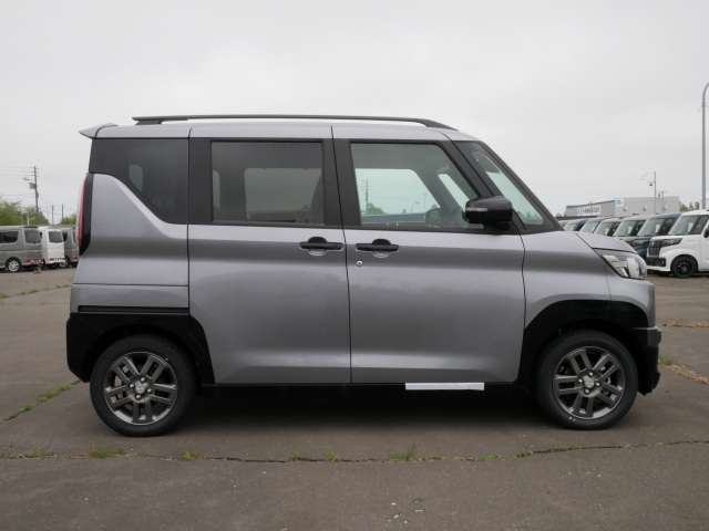 三菱 デリカ　ミニ ６６０ Ｇ プレミアム リミテッド エディション ４ＷＤ R7年 (北海道) 99