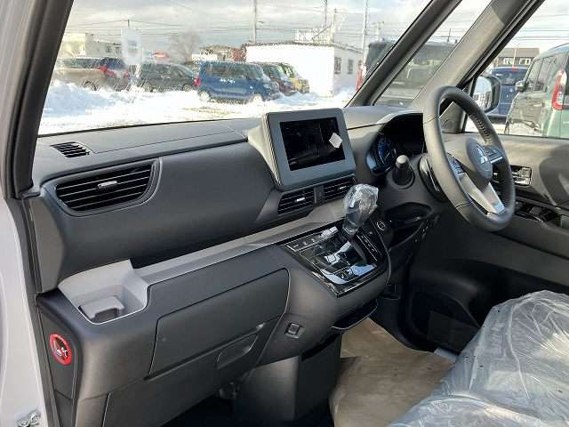三菱 デリカ　ミニ ６６０ Ｔ プレミアム リミテッド エディション ４ＷＤ R7年 (北海道) 99