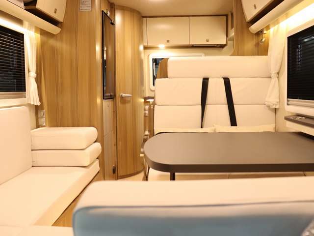 トヨタ カムロード キャンピング R7年 () 99
