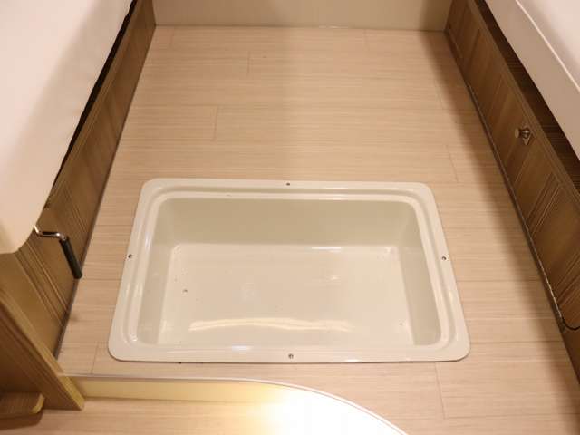 トヨタ カムロード キャンピング R7年 () 99