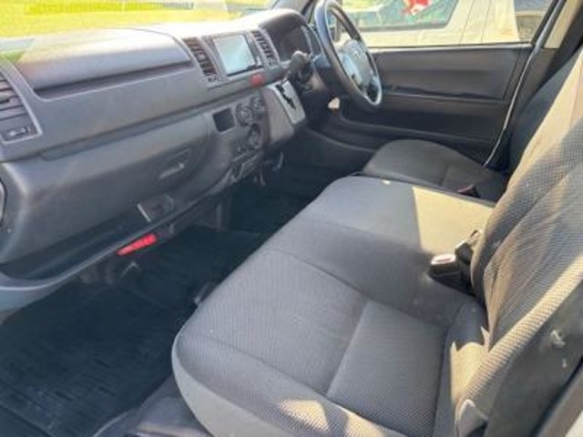 トヨタ ハイエースバン ２．８ ＤＸ ロング ディーゼルターボ ４ＷＤ R3年 (甲信越・北陸) 99