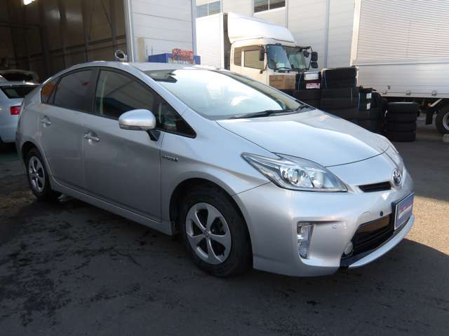 トヨタ プリウス １．８ Ｓ H25年 (東北) 99