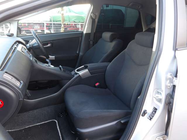 トヨタ プリウス １．８ Ｓ H25年 (東北) 99