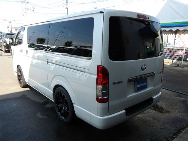 トヨタ ハイエースバン ２．８ スーパーＧＬ ダークプライム ロングボディ ディーゼルターボ H29年 (東北) 99