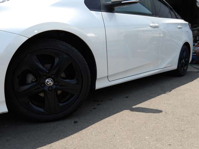 トヨタ プリウス １．８ Ｓ ツーリングセレクション ブラックエディション R4年 (東北) 99
