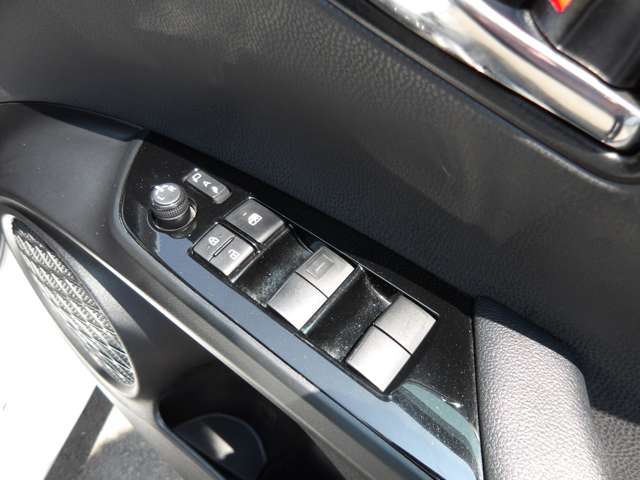 トヨタ プリウス １．８ Ｓ ツーリングセレクション ブラックエディション R4年 (東北) 99