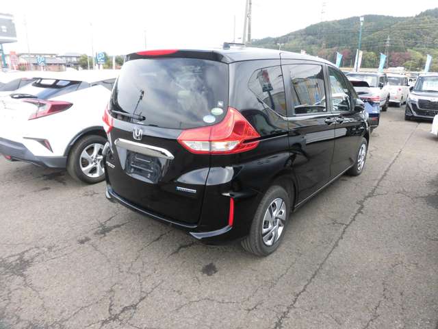 ホンダ フリード　ハイブリッド １．５ ハイブリッド Ｇ ホンダセンシング ４ＷＤ R2年 (東北) 99