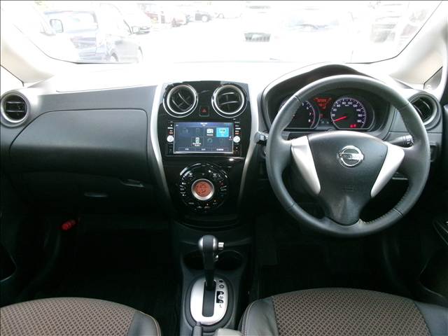 日産 ノート １．２ メダリスト Ｘ H28年 (関東) 99