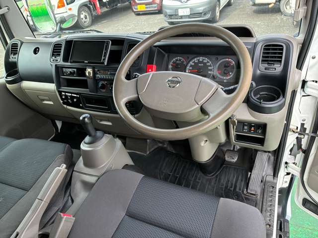 日産 アトラス ３．０Ｄターボ H28年 (関東) 99