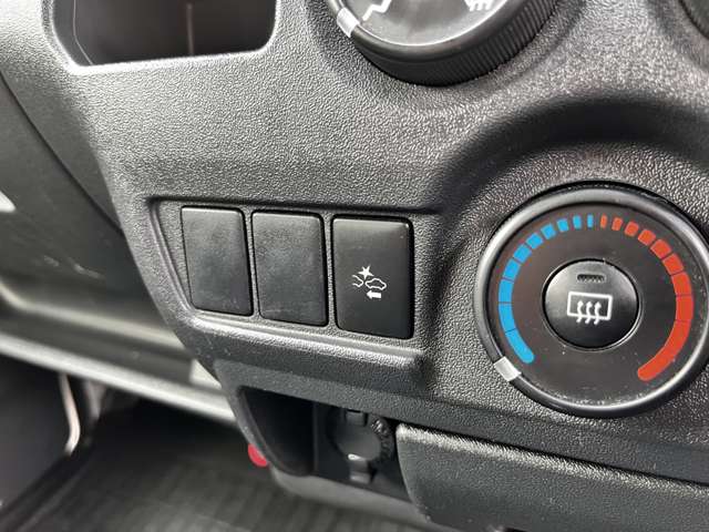 トヨタ ハイエースバン ２．８ ＤＸ ロング ディーゼルターボ R3年 (関東) 99