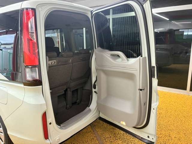 ホンダ ステップワゴン １．５ Ｇ ホンダ センシング H30年 () 99