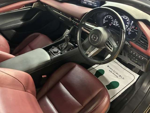 マツダ ＭＡＺＤＡ３　ファストバック ２．０ Ｘ バーガンディ セレクション R1年 (関東) 99