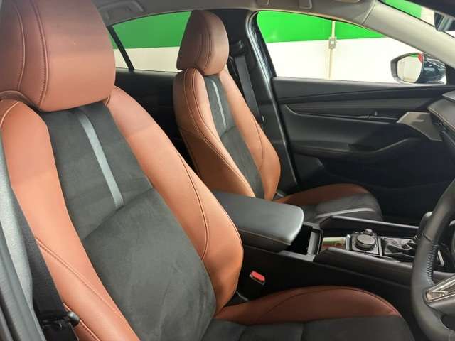マツダ ＭＡＺＤＡ３　セダン １．８ ＸＤ レトロスポーツエディション ディーゼルターボ R7年 (関東) 99