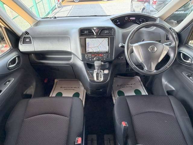 日産 セレナ ２．０ ハイウェイスター Ｓ－ＨＹＢＲＩＤ Ｖセレクション H25年 (関東) 99