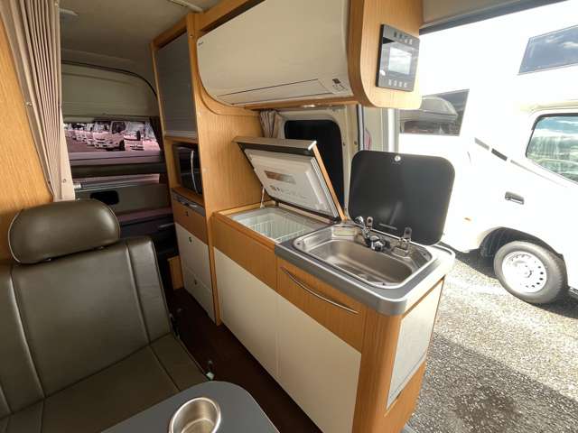 トヨタ ハイエースバン トイファクトリー R3年 (関東) 99