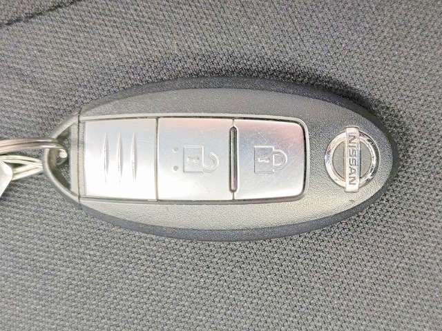 日産 ノート １．２ Ｅ－ＰＯＷＥＲ Ｘ H29年 (関東) 99