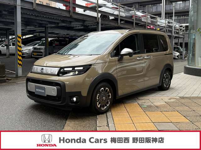ホンダ フリード　ハイブリッド １．５ Ｅ：ＨＥＶ クロスター R8年 (近畿) 99