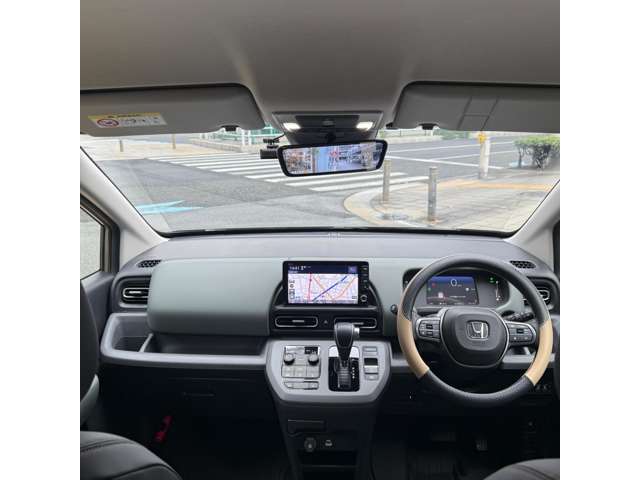 ホンダ フリード　ハイブリッド １．５ Ｅ：ＨＥＶ クロスター R8年 (近畿) 99