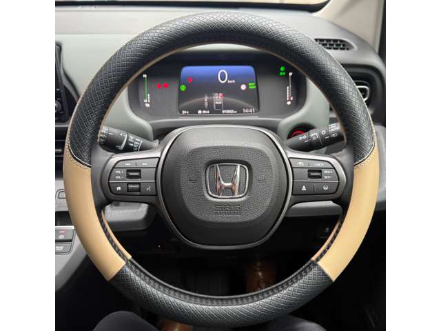 ホンダ フリード　ハイブリッド １．５ Ｅ：ＨＥＶ クロスター R8年 (近畿) 99