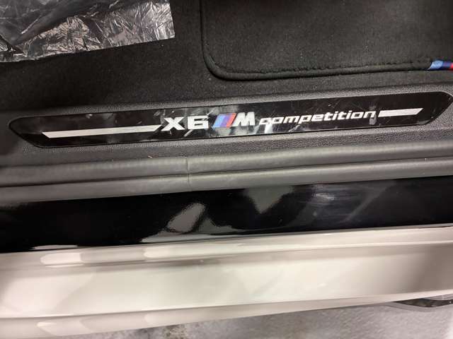 ＢＭＷ Ｘ６　Ｍ コンペティション ４ＷＤ R4年 (近畿) 99